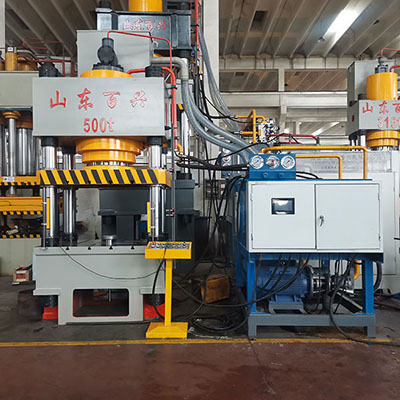 500吨四柱液压机发往山西运城