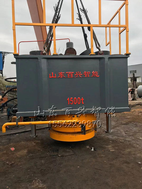 电梯配重块液压机