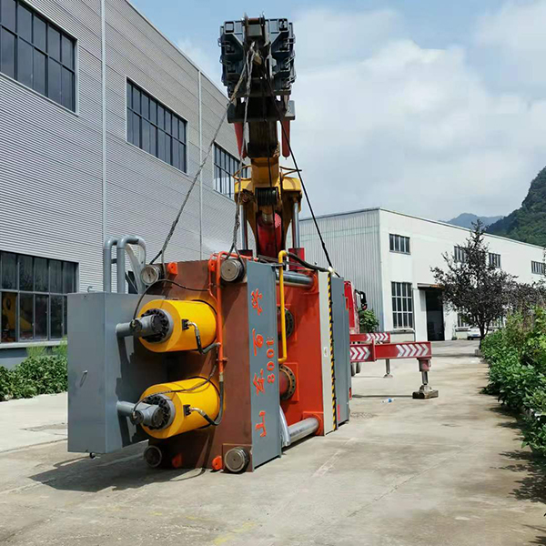 800吨液压机安装